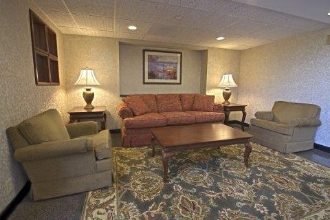 Heritage & St Louis Fenton, Trademark By Wyndham Hotel