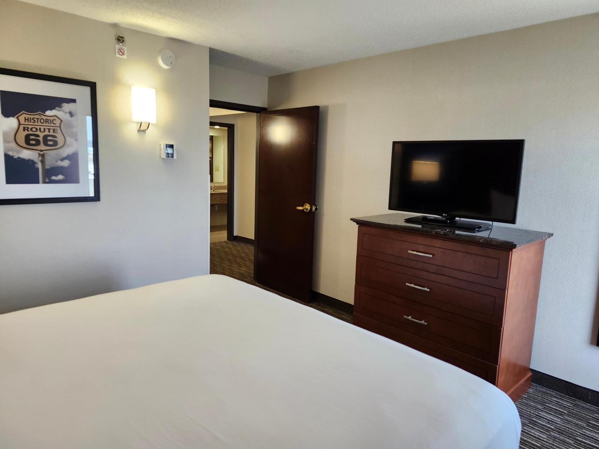 Heritage & St Louis Fenton, Trademark By Wyndham Hotel
