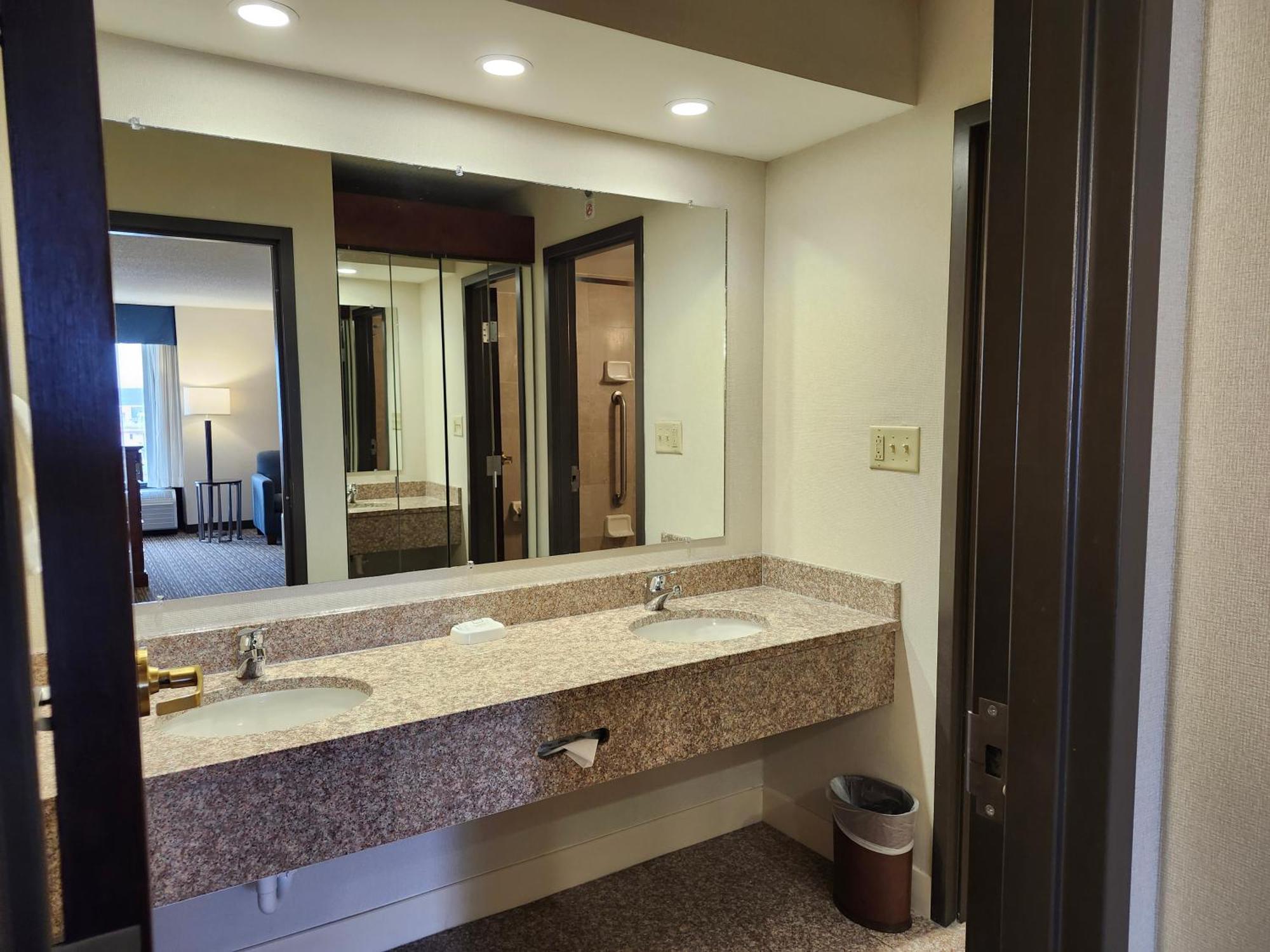 Hotel Heritage & St Louis Fenton, Trademark By Wyndham 3*